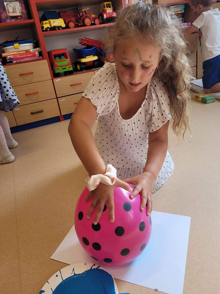 przedszkole nr 1 dziewczynka